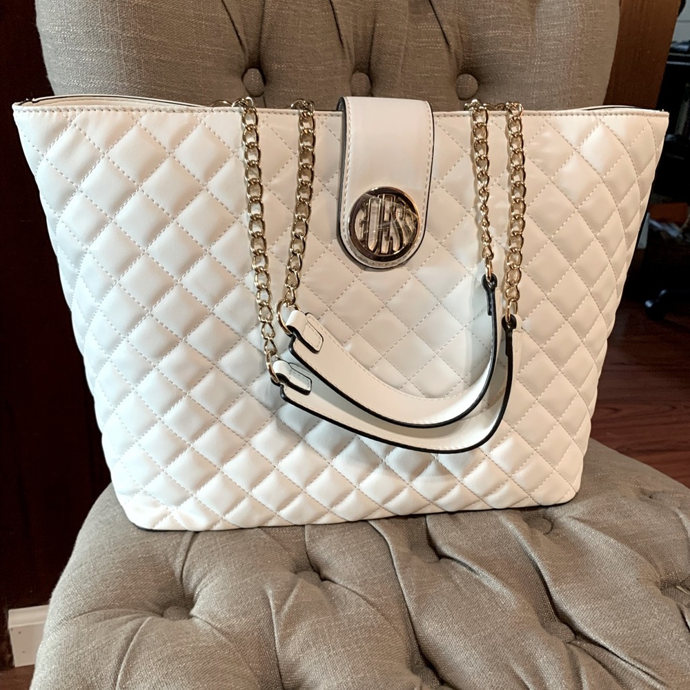 Guess white quilted purse/bag